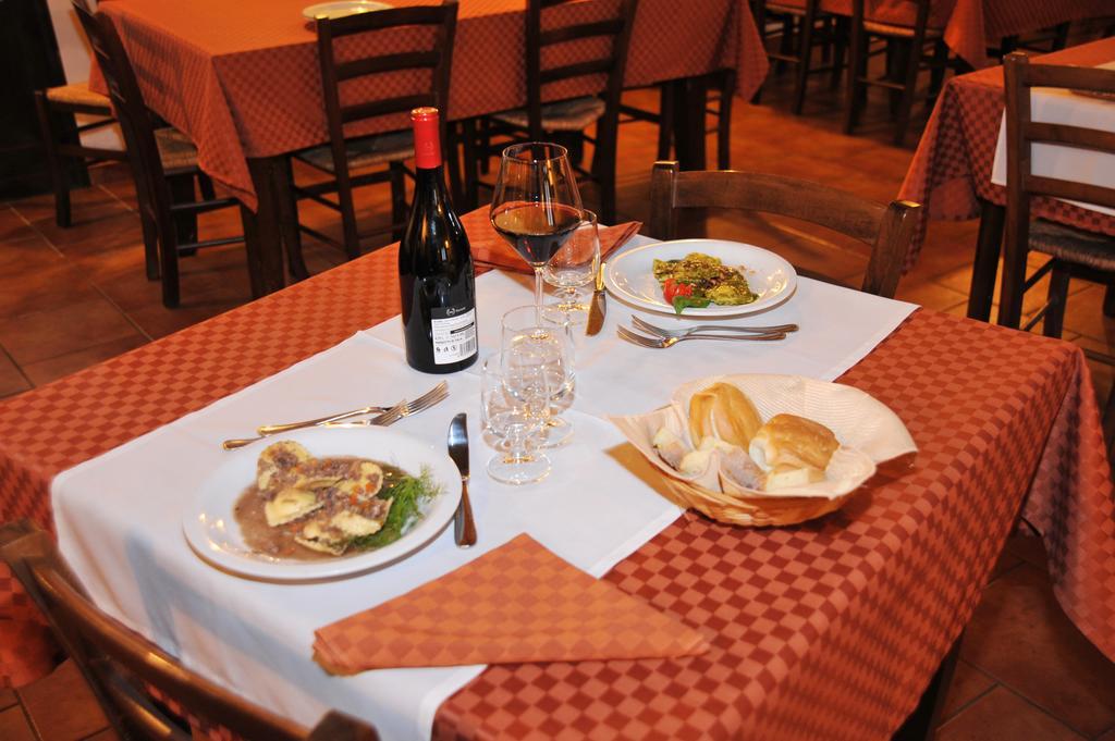 Locanda Rurale Santa Marta Avola Exterior photo